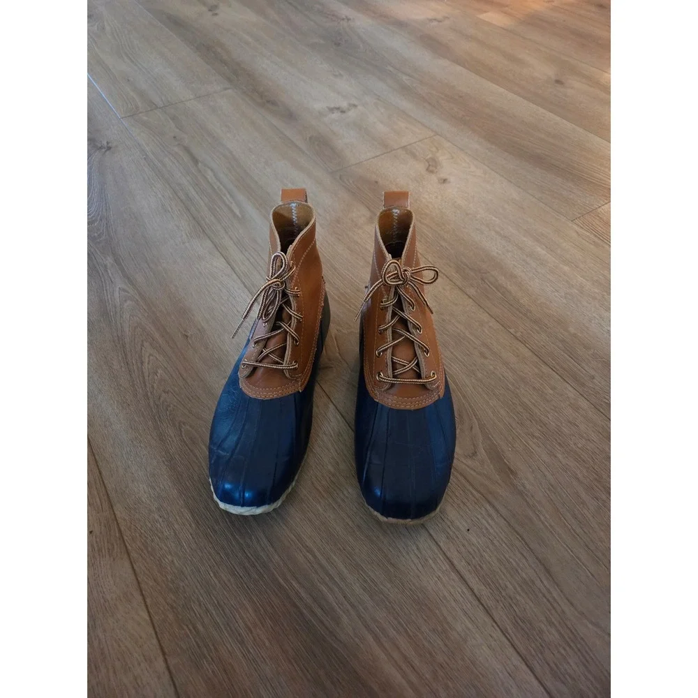Vintage 90s Eddie Bauer Women's Sherpa Lined Navy Tan Leather Duck Boots Size 8